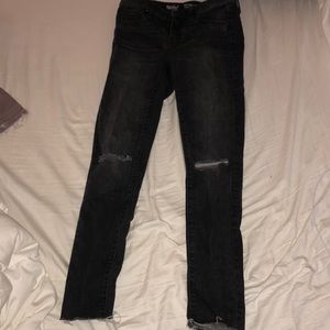 Black jeans never worn!!